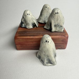 mini ghost sculptures